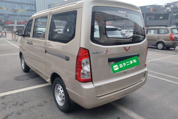 Used Wuling Rongguang S 2023 1.5L Base Version 5/7 Seats
