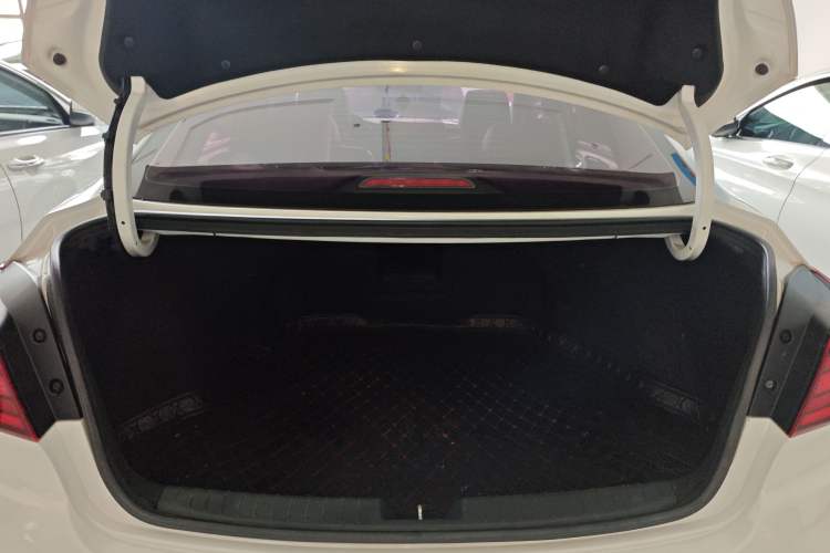 Used Hyundai Mistra 2017 1.8L Automatic Deluxe DLX Model China V Emission Standard