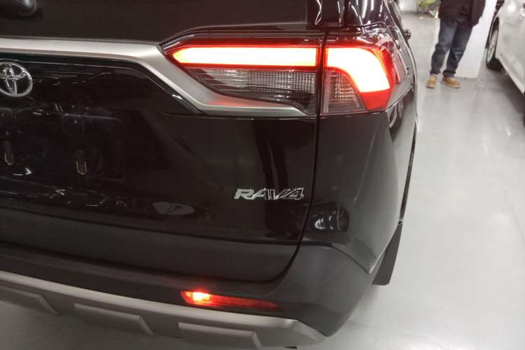 Used Toyota RAV4 2024 2.0L CVT Two-Wheel Drive Fashion Plus Edition