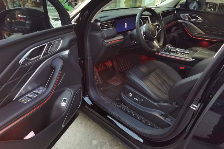 Used Hongqi HS7 PHEV 2024 2.0T PHEV Four-Wheel Drive Flagship Edition 6 Seats