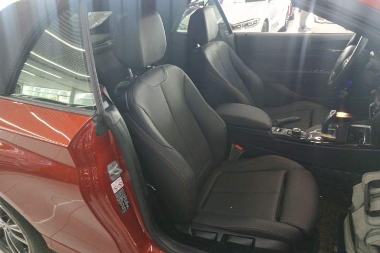 Used BMW 2 Series 2018 220i Convertible Coupe Sports Design Package