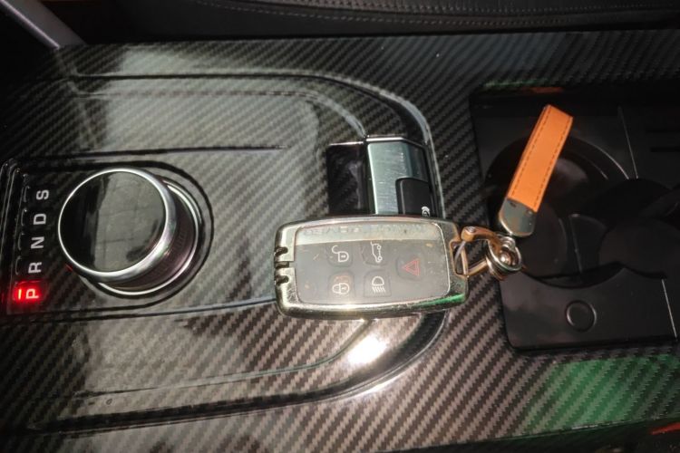 Used Land Rover Discovery Sport 2019 240 PS SE Version China VI Standard