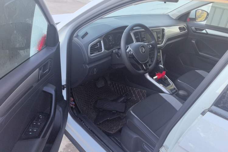 Used Volkswagen T-ROC 2020 230TSI DSG Two-Wheel Drive Advanced Version
