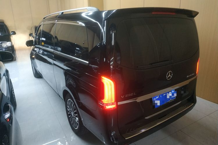 Used Mercedes-Benz Vito 2018 2.0T Business Version China VI Emission Standard
