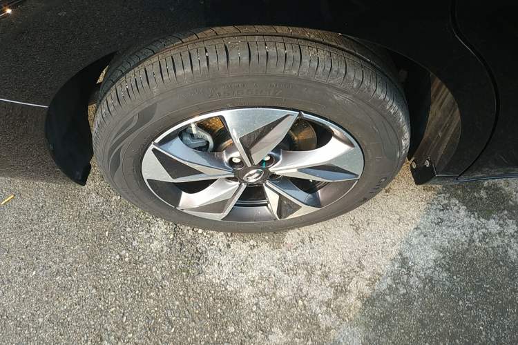 Used GAC Trumpchi M6 2023 PRO 270T DCT Luxury Edition
