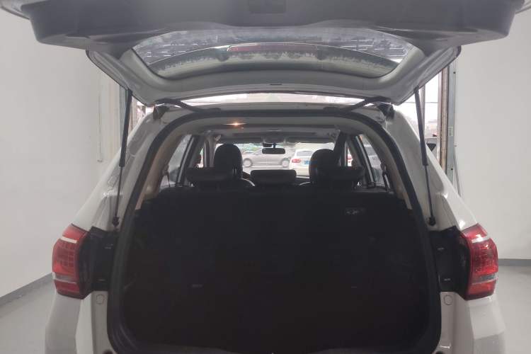 Used Haval H6 2015 Sport Edition 1.5T Automatic Two-Wheel Drive Luxury Model
