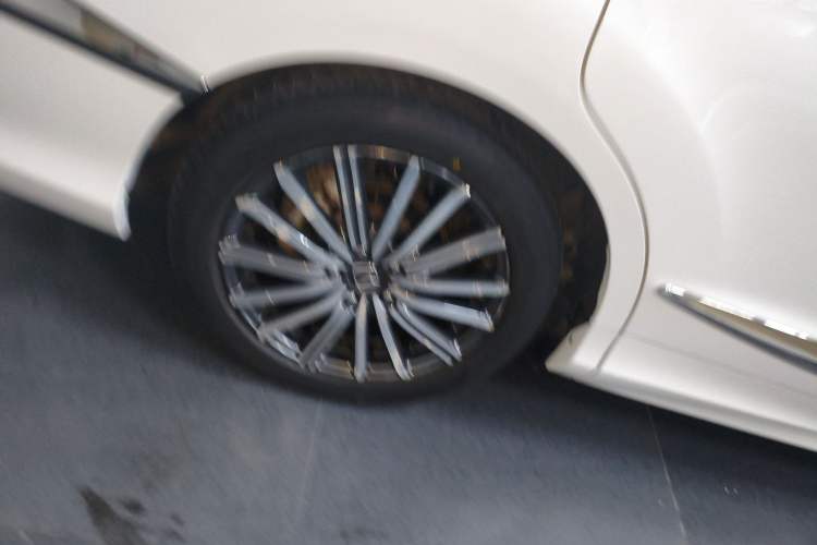 Used Honda Elysion 2022 2.0L eHEV Luxury Edition
