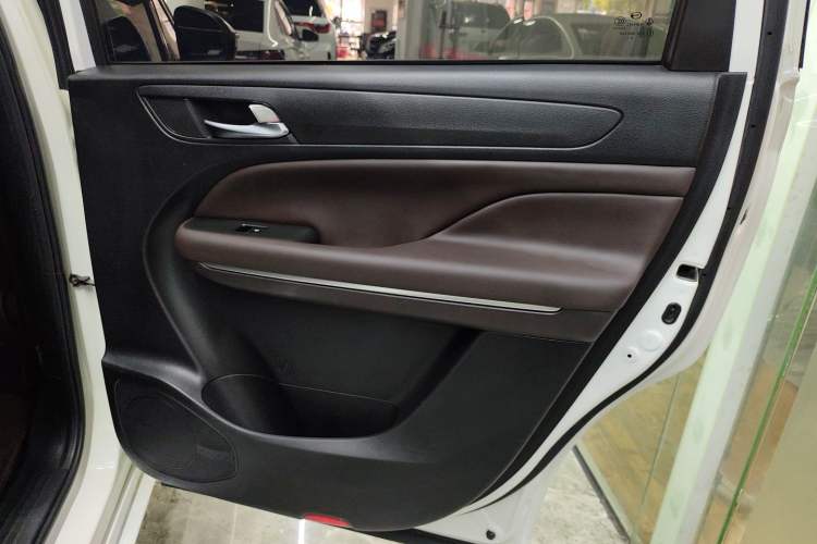 Used GAC Trumpchi M6 2019 270T DCT Luxury Edition (7-seater) China VI