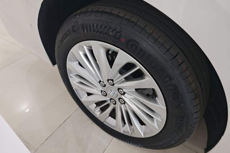 Used Buick Century 2025 2.0T Seven-Seater Yinshi Edition
