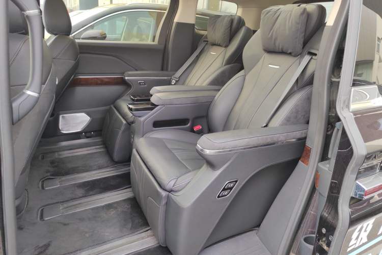 Used Hongqi HQ9 PHEV 2024 2.0T Four-Wheel Drive Luxury Edition