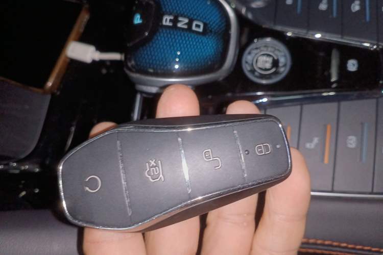 Used BYD Song PLUS New Energy 2021 DM-i 100KM Four-Wheel Drive Flagship PLUS