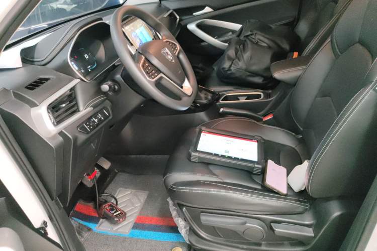 Used Baojun 530 2021 Global Car Anniversary Edition 1.5T CVT Luxury Model 7 Seats
