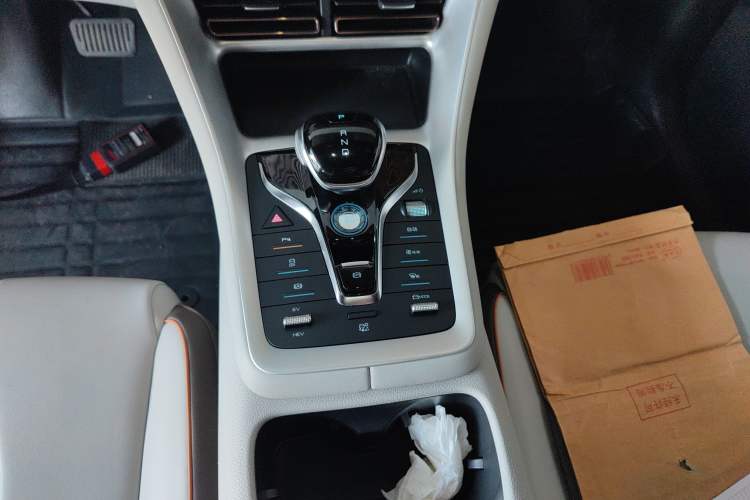 Used BYD Song Pro New Energy 2023 Champion Edition DM-i 71KM Leading Model
