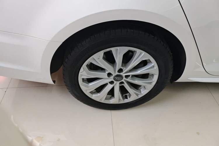 Used Audi A4L 2019 40 TFSI Ambition China VI