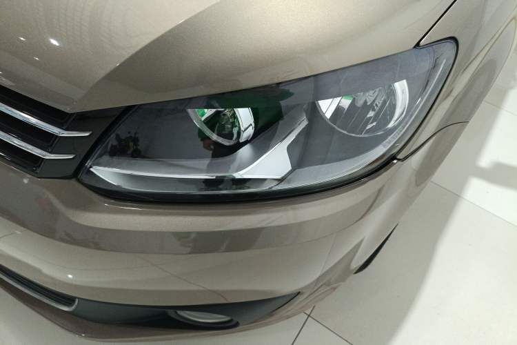 Used Volkswagen Touran 2015 1.4T DSG Comfort Edition 5 Seats
