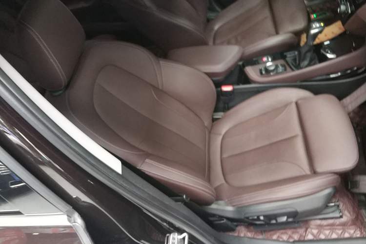 Used BMW X1 2016 sDrive18Li Luxury Model
