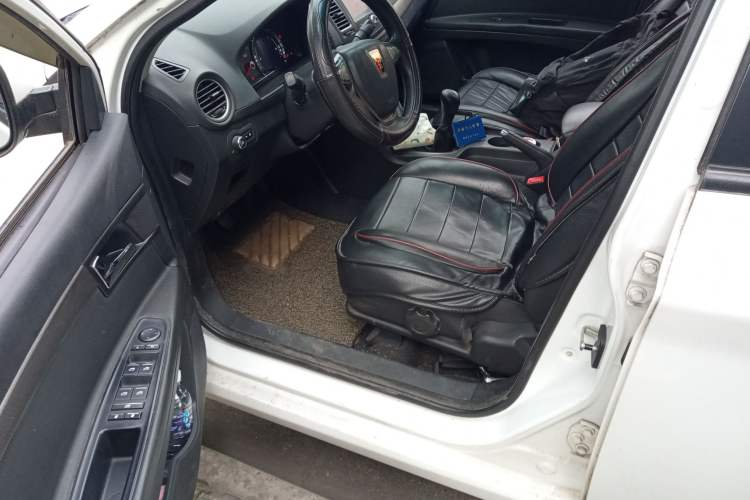 Used Roewe 350 2014 1.5L Manual Swift Edition
