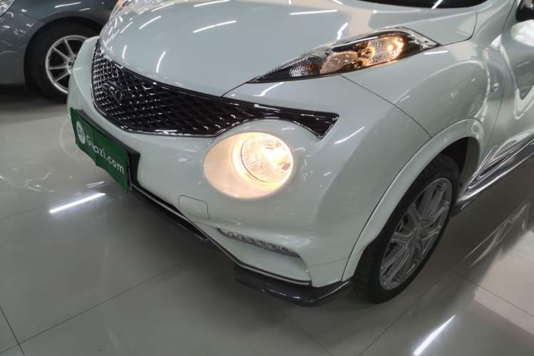 Used Infiniti ESQ 2014 1.6L Spontaneous Edition
