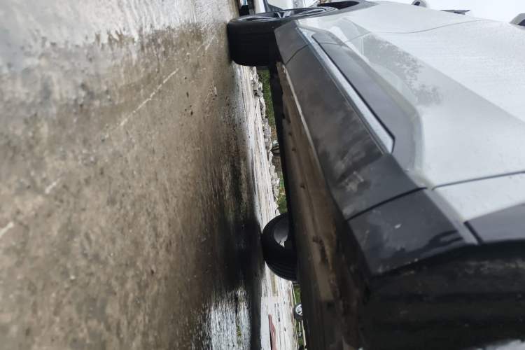 Used  L7 2023 1.5T 115 km MAX
