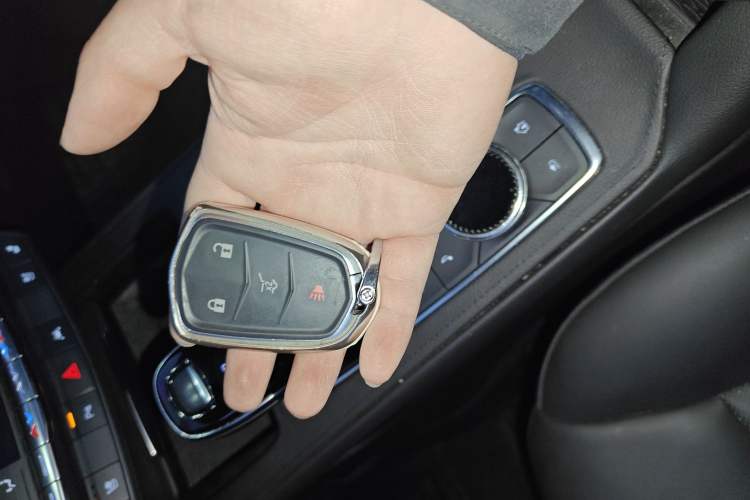 Used Cadillac XT4 2022 28T Two-Wheel Drive Prestige Version
