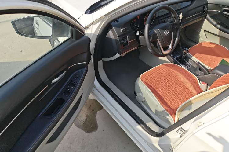 Used BAIC Senova D50 2016 1.5L Manual Elite Edition

