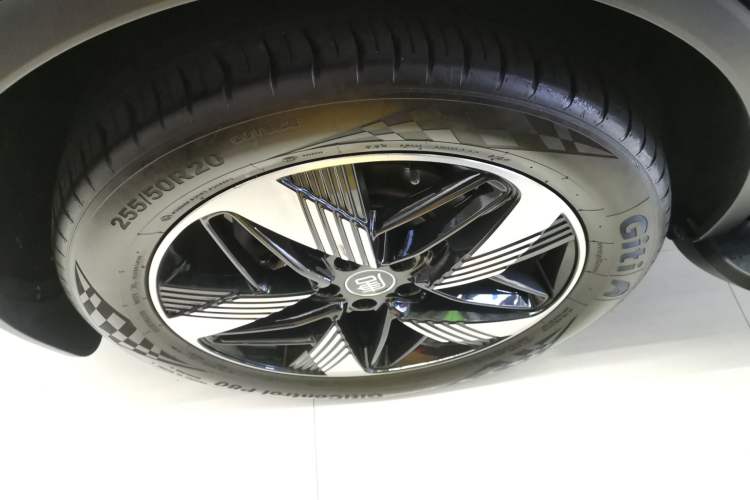 Used BYD Tang New Energy 2023 DM-i Champion Edition 112KM Prestige Model