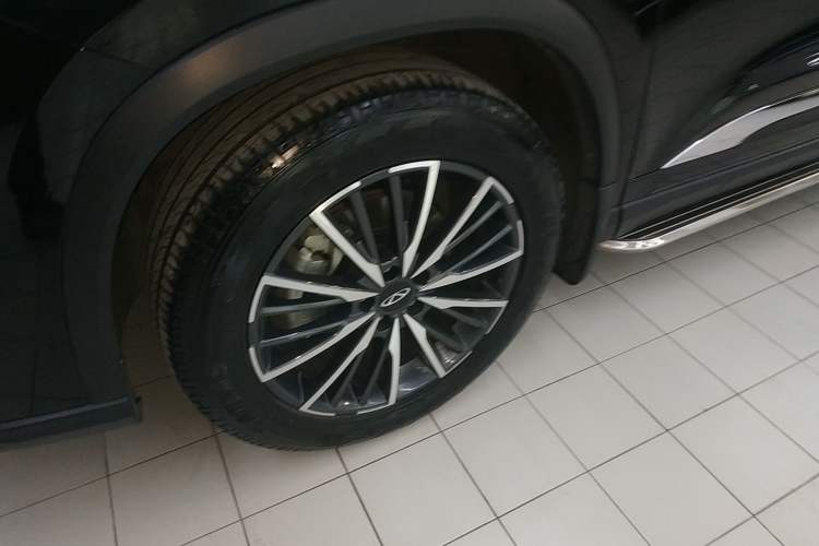 Used Chery Tiggo 8 PRO 2024 Champion Edition 290T Two-Wheel Drive Peak Version 7 Seats
