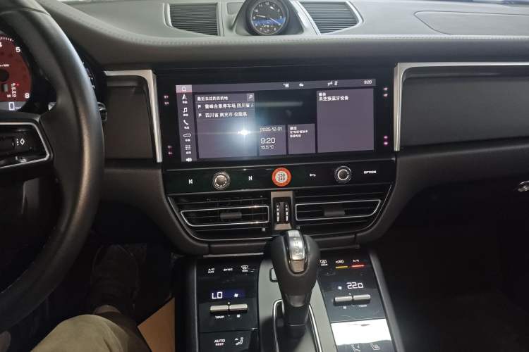 Used Porsche Macan 2022 Macan 2.0T