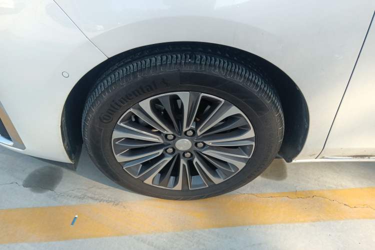 Used Buick GL8 2023 ES Lu Zun Luxury Model
