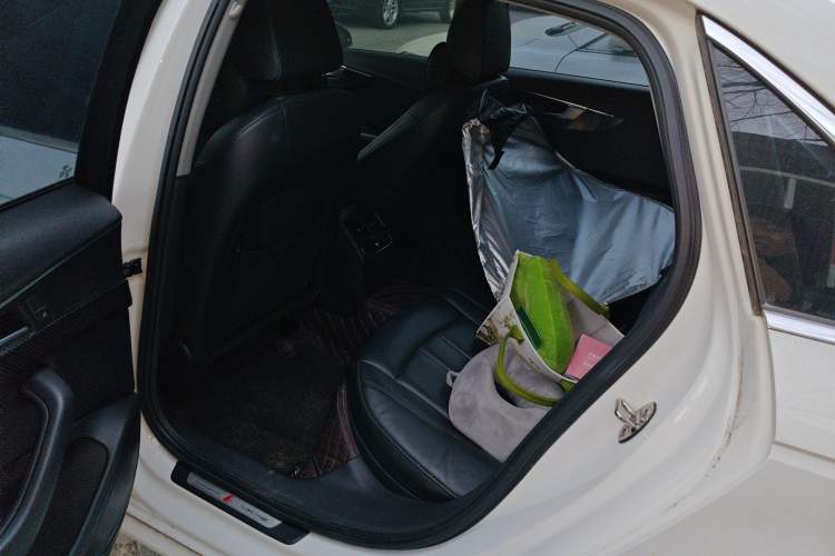 Used Audi A4L 2018 30th Anniversary Edition 40 TFSI Fashion Model
