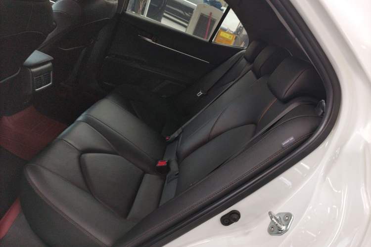 Used Toyota Camry 2023 2.0G Luxury Edition