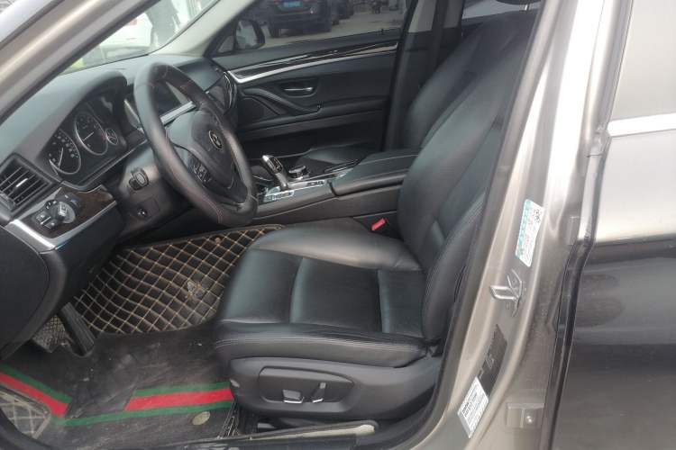 Used BMW 5 Series 2017 525Li Leading Model