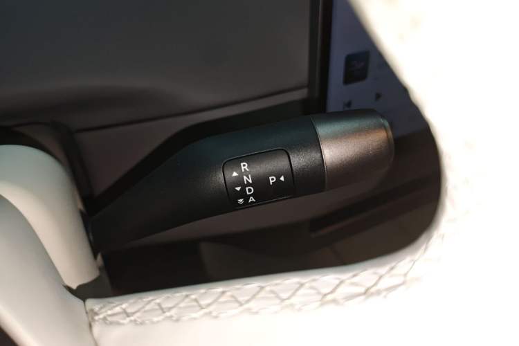 Used Li Auto Li Auto i6 2025 Model Two-Wheel-Drive Standard Type
