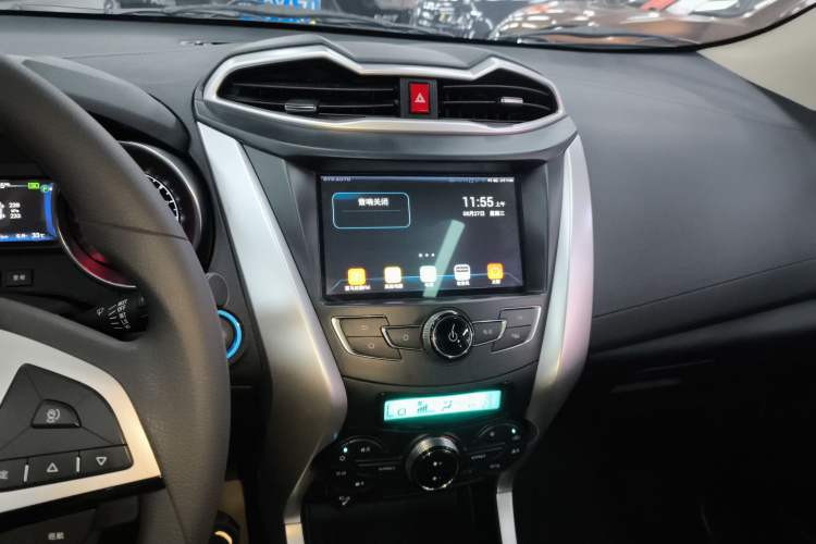 Used BYD Yuan New Energy 2018 EV360 Smart Connected Cool Model
