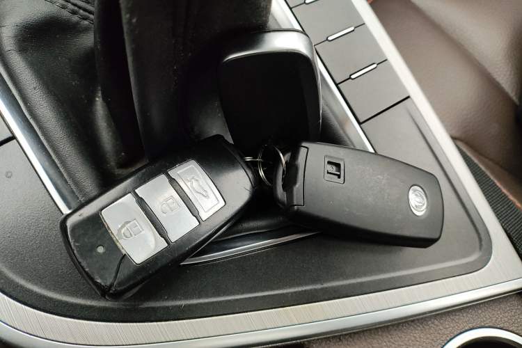 Used FORTHING Joyear X5 2017 Jingxiang Series 1.5T Manual Luxury Model