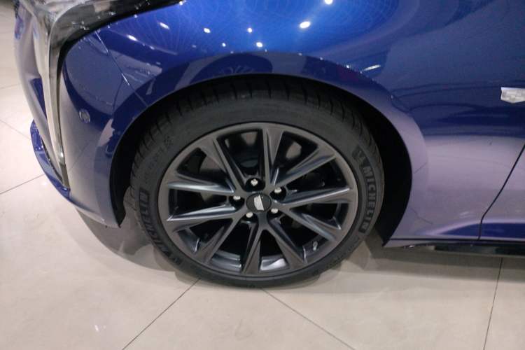 Used Cadillac CT5 2024 28T Platinum Edition
