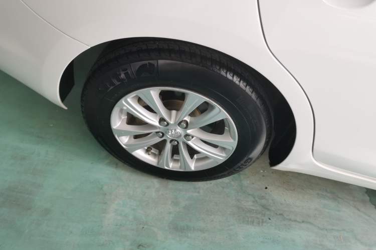 Used Buick GT 2016 15N Automatic Entry-Level Trim
