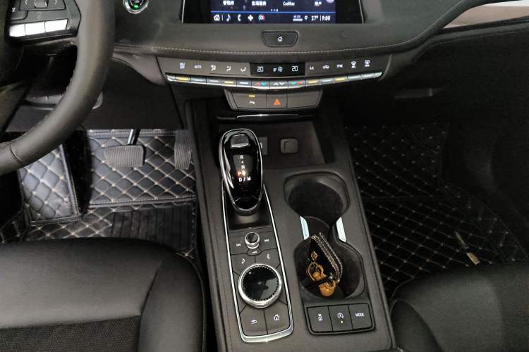 Used Cadillac XT4 2021 28T Two-Wheel Drive Tech Edition
