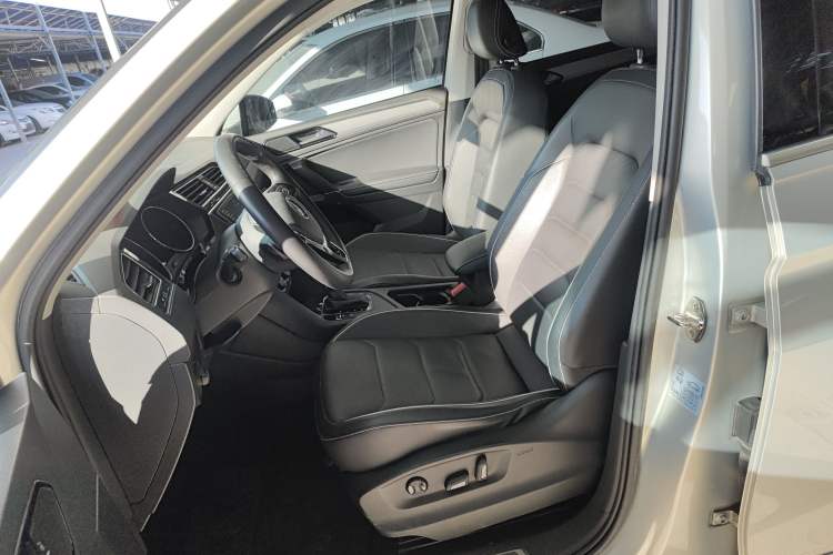 Used Volkswagen Tiguan L 2017 330TSI Automatic Two-Wheel Drive Flagship Edition
