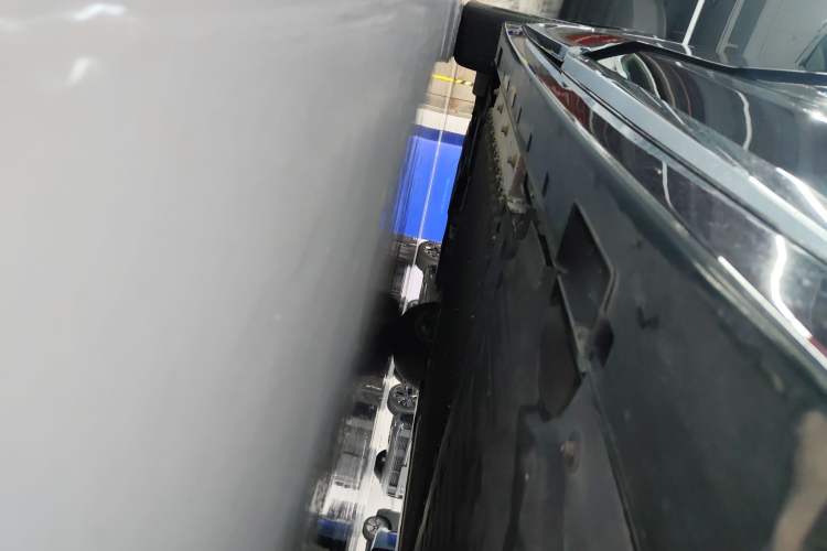 Used VOYAH Dream 2025 PHEV Four-Wheel Drive Prestige Kunpeng Edition
