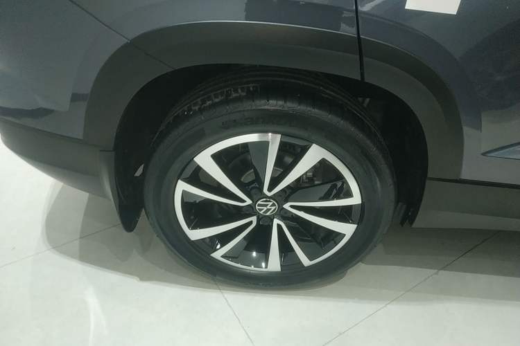 Used Volkswagen Tharu 2021 280TSI Two-Wheel-Drive Luxury Plus Edition
