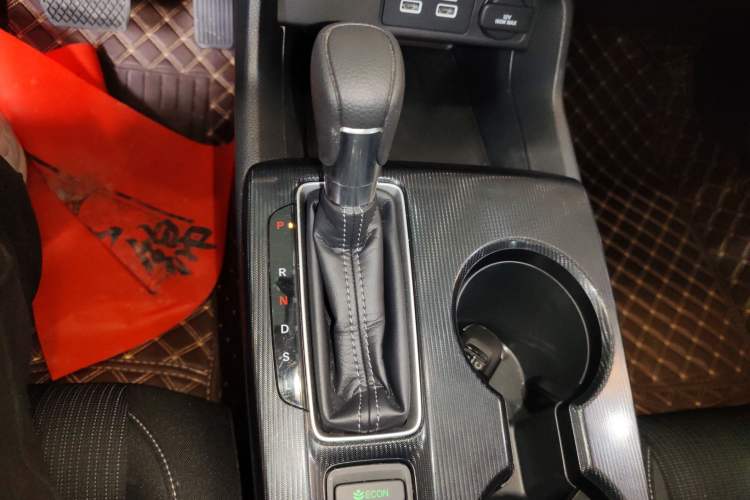 Used Honda Civic 2023 240TURBO CVT Dynamic · Center Stage Special Edition