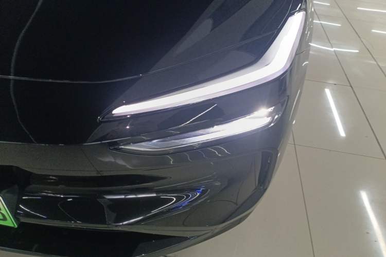 Used ONVO L60 2024 85 kWh Rear-Drive Version
