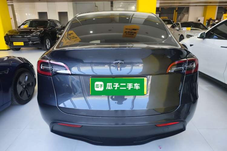 Used Tesla Model Y 2024 Rear-Wheel-Drive Version
