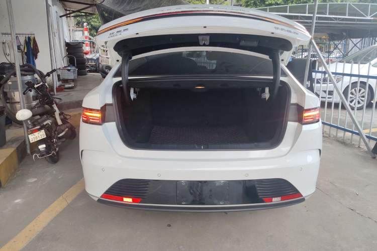 Used BYD Destroyer 05 2024 HONOR Edition DM-i 55KM Luxury Model