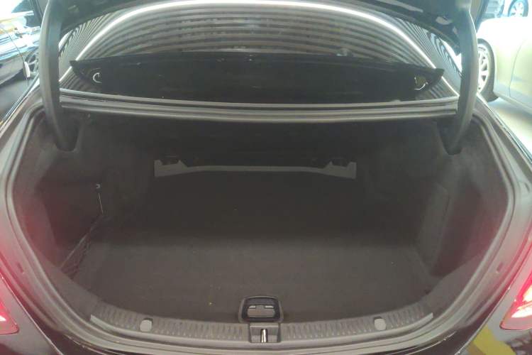 Used Mercedes-Benz E-Class 2020 Restyled E 300 L Sport Exclusive Edition
