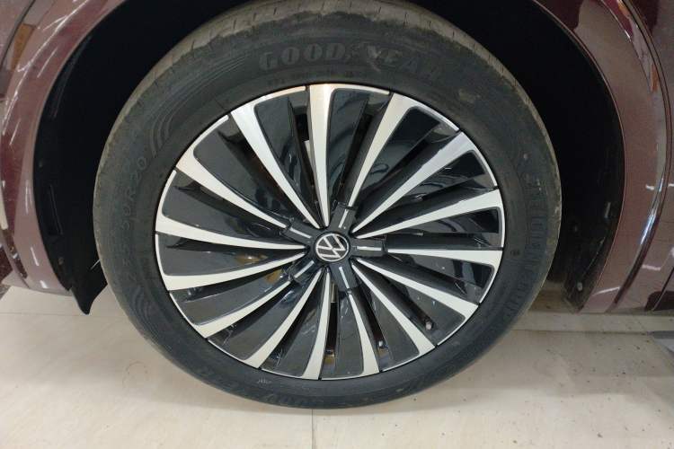 Used Volkswagen Viloran 2022 380TSI Prestige Edition
