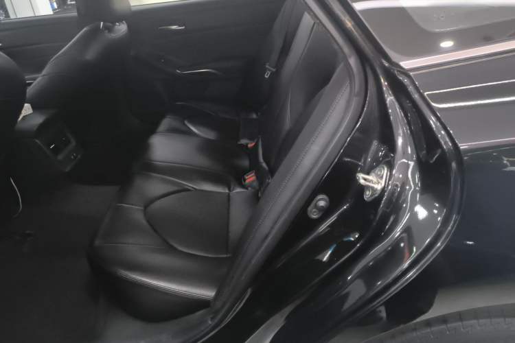 Used Toyota Avalon 2019 2.5L Ambition Version China VI Standard
