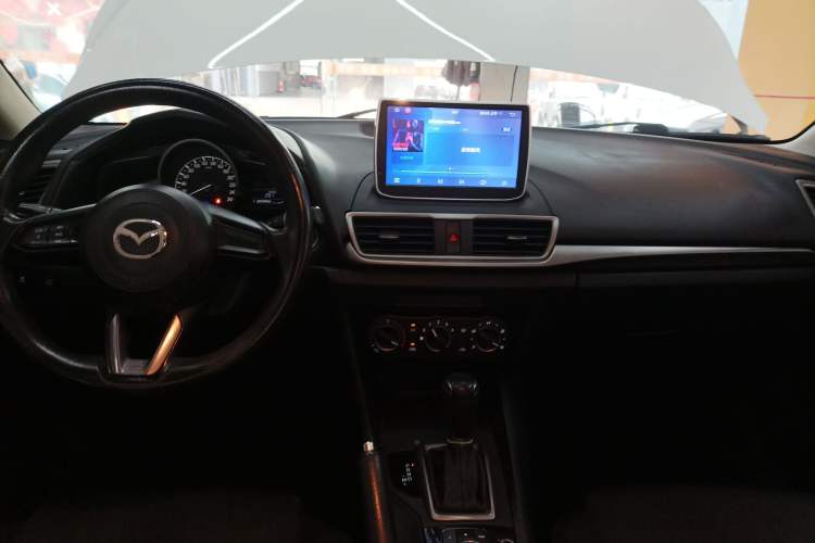 Used Mazda Mazda 3 Axela 2017 Sedan 1.5L Automatic Comfort Model Emission Standard China V