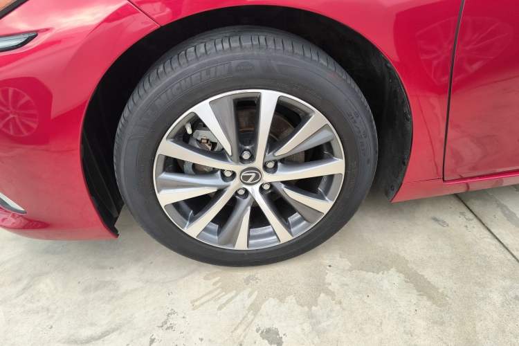 Used Lexus ES 2020 200 Luxury Edition
